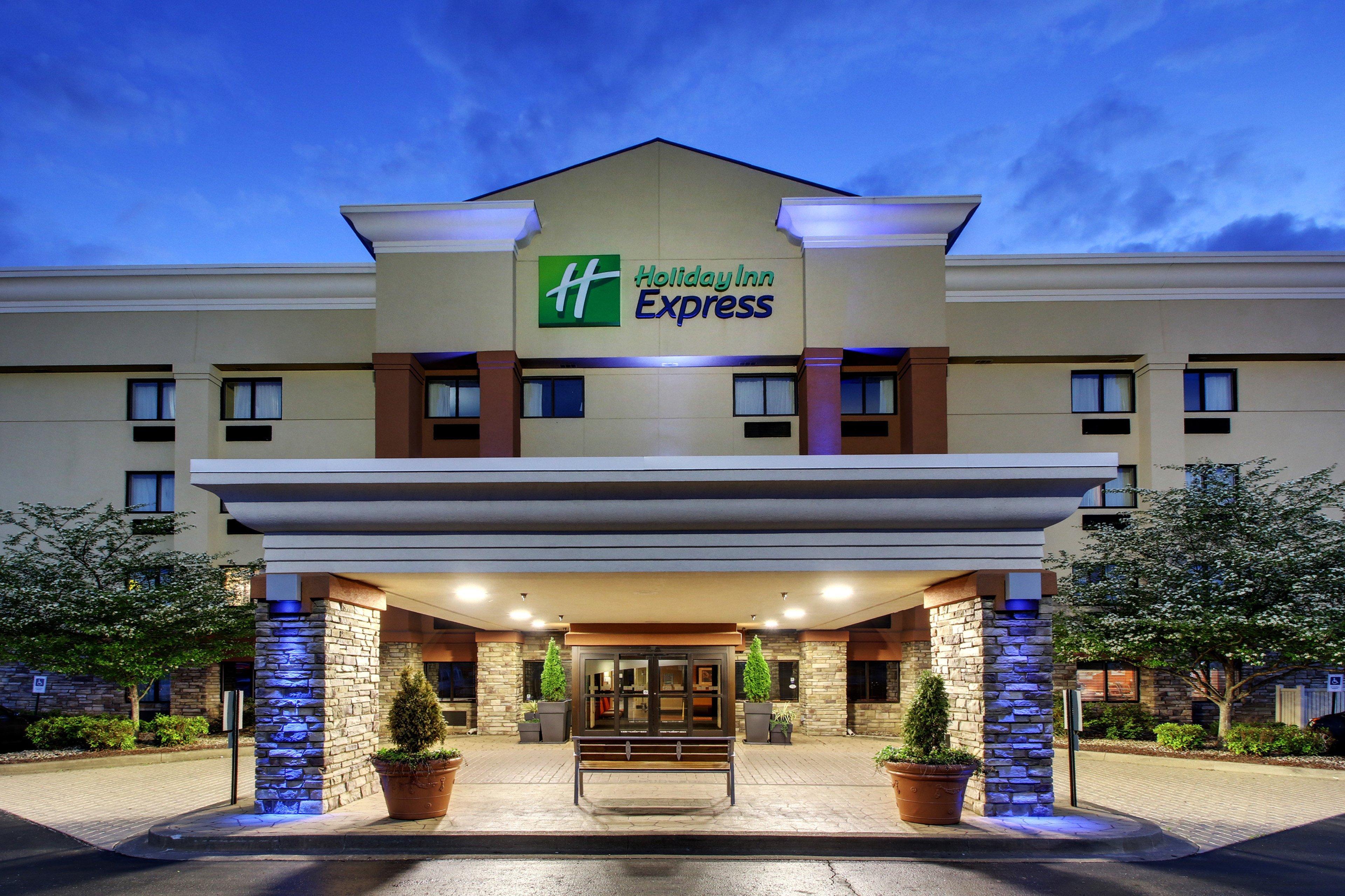 Holiday Inn Express Hotel Fort Campbell-Oak Grove By Ihg Extérieur photo